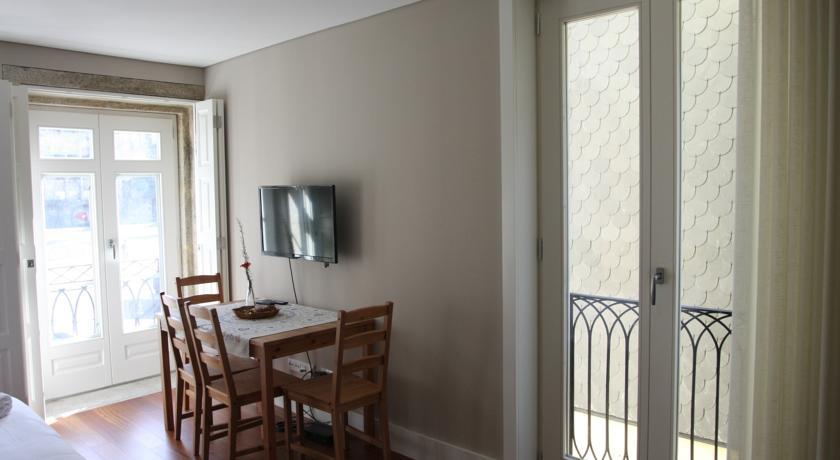 Guestready - Ayres Studio W Balcony Garden Порто Стая снимка